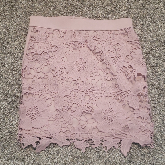 Lace Mini Skirt - Picture 1 of 4